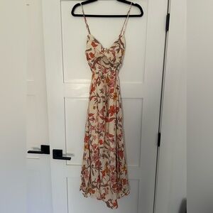 Hello Molly Floral midi Dress. XS